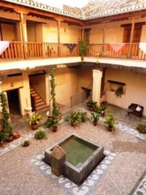 фото отеля Vivienda Turistica Vacacional Abadia Hotel Granada