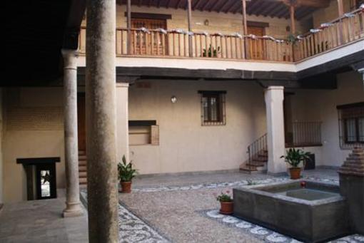 фото отеля Vivienda Turistica Vacacional Abadia Hotel Granada