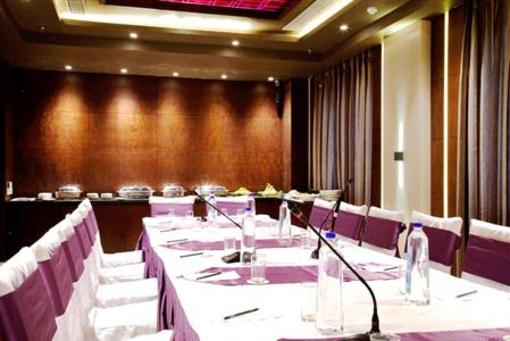 фото отеля The Fern Residency Chandigarh