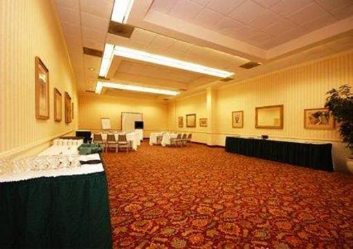 фото отеля Comfort Inn Conference Center Midtown
