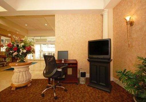 фото отеля Comfort Inn Conference Center Midtown