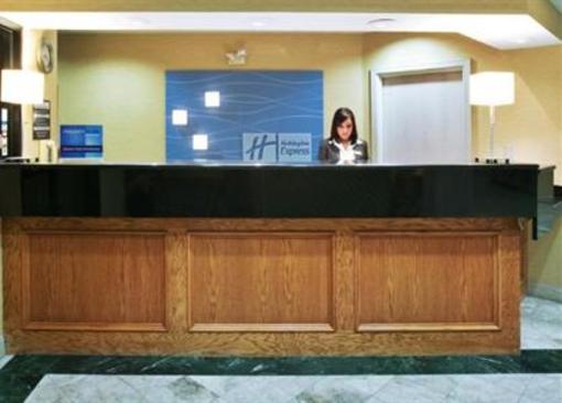 фото отеля Holiday Inn Express Hotel & Suites Dallas Stemmons Fwy I-35 E