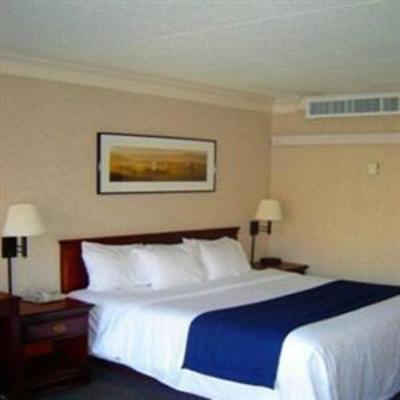 фото отеля Cavalier Inn at the University of Virginia