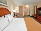 фото отеля Holiday Inn Express Kansas City - Westport Plaza