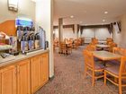 фото отеля Holiday Inn Express Kansas City - Westport Plaza