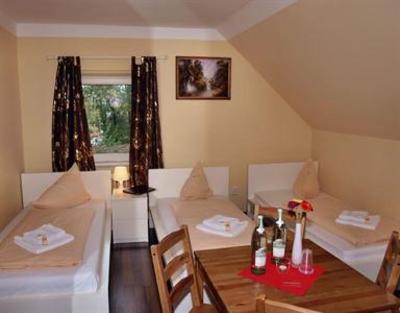 фото отеля Pension Hostel Siddiqi Munich