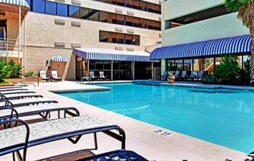 фото отеля Coast Phoenix Sky Harbor Hotel
