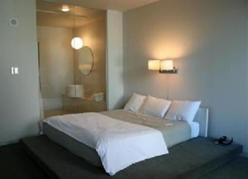 фото отеля The Standard Downtown LA