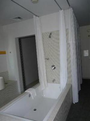 фото отеля The Standard Downtown LA