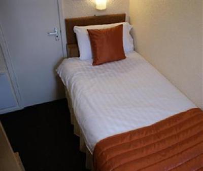 фото отеля Clifton Court Hotel