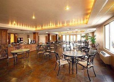 фото отеля Comfort Inn at Convention Center