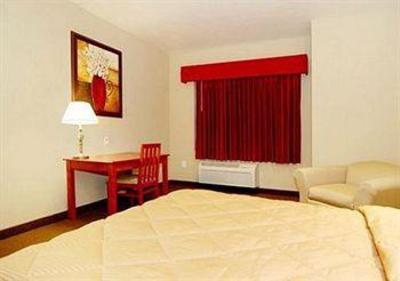 фото отеля Comfort Inn at Convention Center