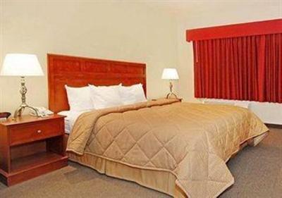 фото отеля Comfort Inn at Convention Center
