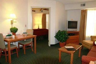 фото отеля Homewood Suites by Hilton Dallas - Park Central Area