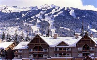 фото отеля ResortQuest Marketplace Lodge Vacation Rental Whistler