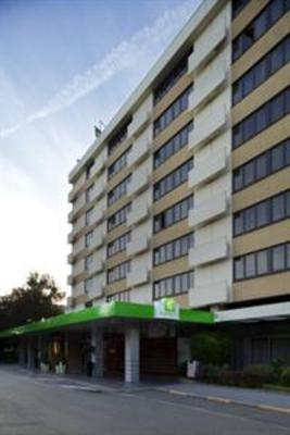 фото отеля Holiday Inn Paris-Velizy