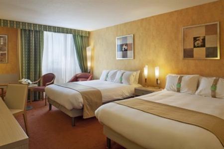 фото отеля Holiday Inn Paris-Velizy