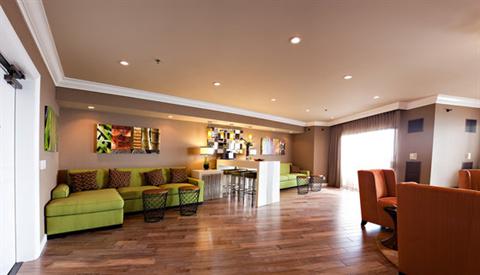 фото отеля Hilton Waterfront Beach Resort