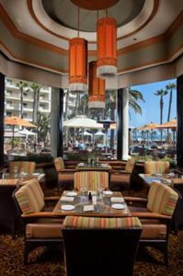 фото отеля Hilton Waterfront Beach Resort