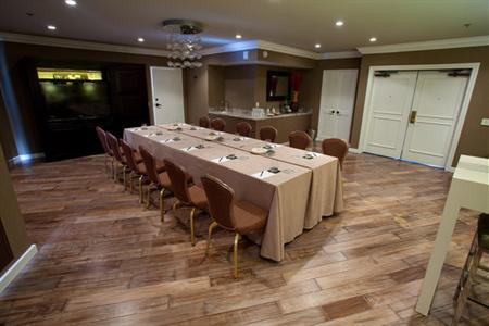 фото отеля Hilton Waterfront Beach Resort