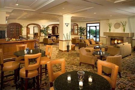 фото отеля Hilton Waterfront Beach Resort