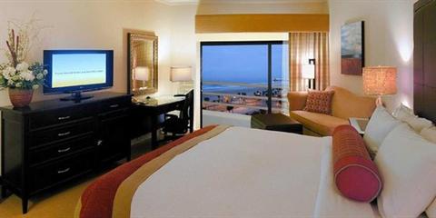 фото отеля Hilton Waterfront Beach Resort