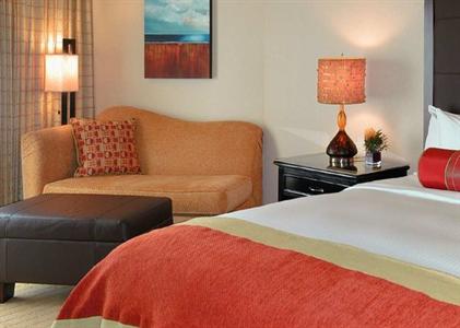 фото отеля Hilton Waterfront Beach Resort