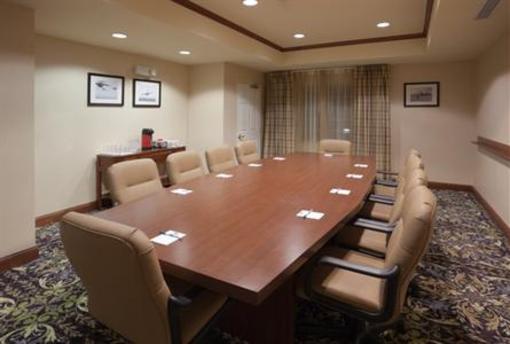 фото отеля Staybridge Suites Fairfield Napa Valley Area