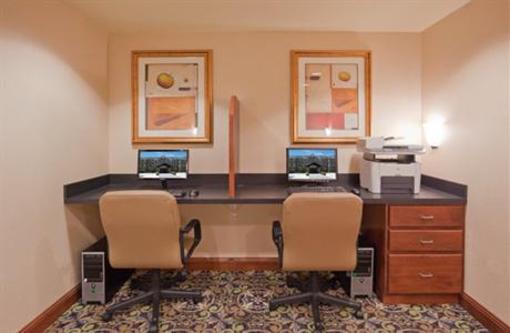 фото отеля Staybridge Suites Fairfield Napa Valley Area