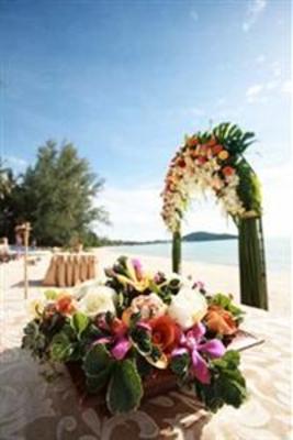 фото отеля Kanok Buri Resort Koh Samui