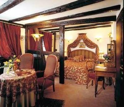 фото отеля Hostellerie le Marechal