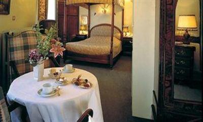 фото отеля Hostellerie le Marechal