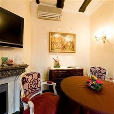 фото отеля Hostellerie le Marechal