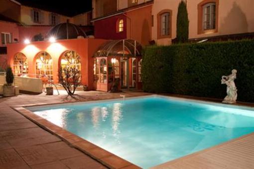 фото отеля Hostellerie La Poularde