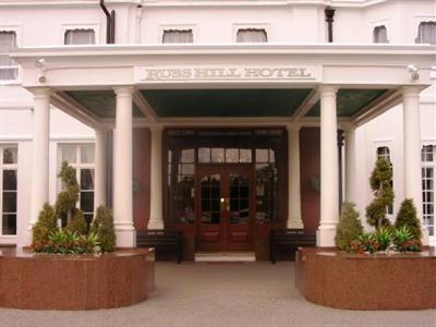 фото отеля Russ Hill Hotel Charlwood Horley