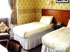 фото отеля Russ Hill Hotel Charlwood Horley