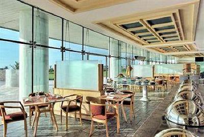 фото отеля Sheraton Club des Pins Resort and Towers