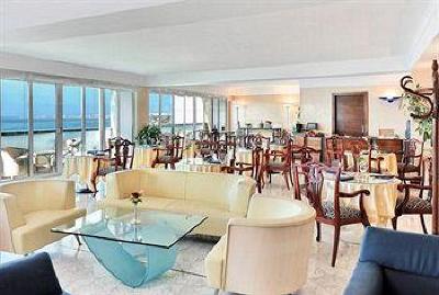 фото отеля Sheraton Club des Pins Resort and Towers