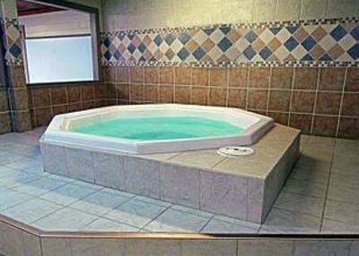 фото отеля Quality Inn North Hill