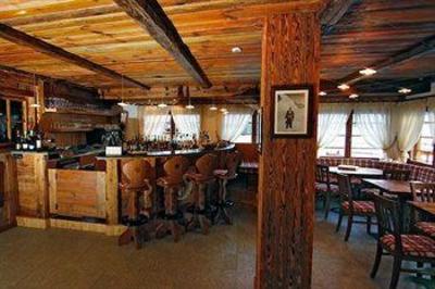фото отеля Hotel Lo Scoiattolo Gressoney-La-Trinite