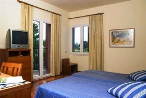 фото отеля Hotel Picasso Torroella De Montgri