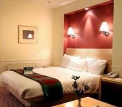 фото отеля Holiday Inn Guildford