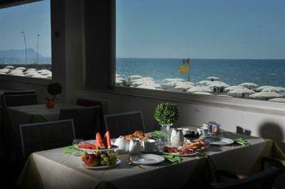 фото отеля Hotel Miramare Latina