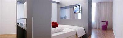 фото отеля Hip Hotel St. Martenslane