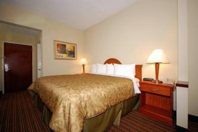 фото отеля BEST WESTERN Plus Edison Inn