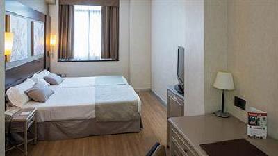 фото отеля Catalonia Mikado Hotel
