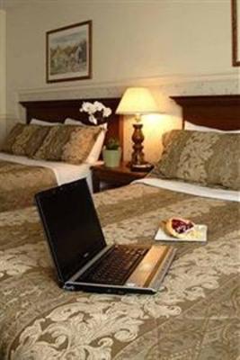 фото отеля Huntingdon Hotel & Suites