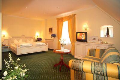фото отеля Hotel Zur Post Garni Andechs