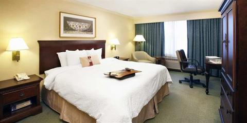 фото отеля Hampton Inn Buffalo Williamsville