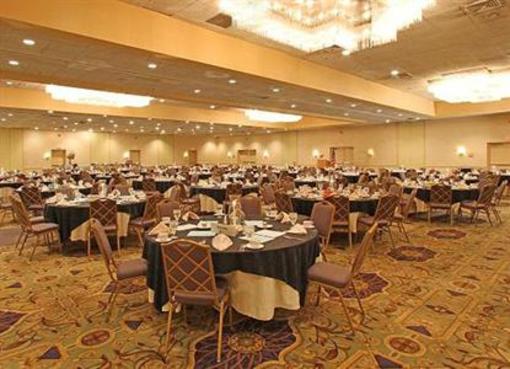 фото отеля Crowne Plaza Hotel Reading Wyomissing